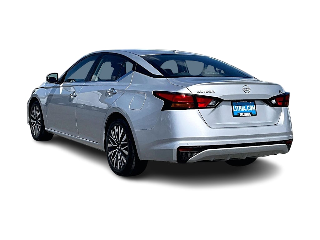 Thumbnail: 2023 Nissan Altima - 4