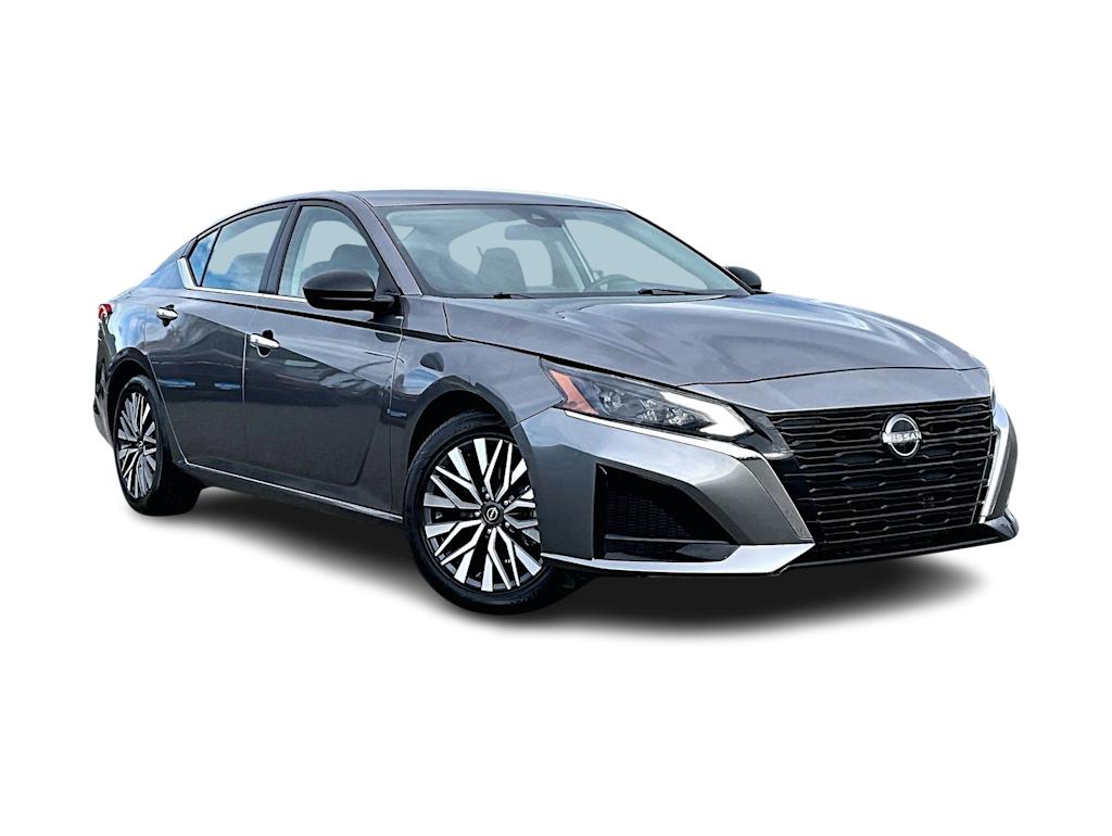 Thumbnail: 2024 Nissan Altima - 20