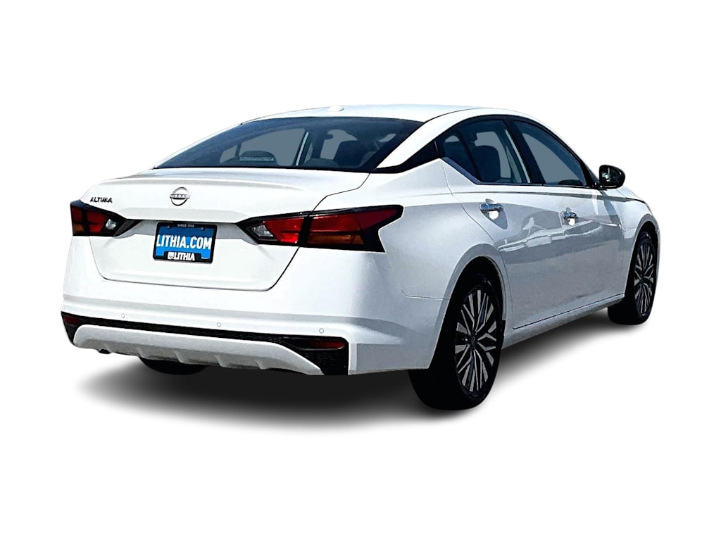 Thumbnail: 2025 Nissan Altima - 23