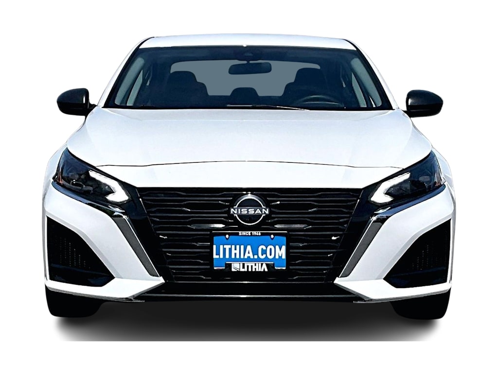 Thumbnail: 2025 Nissan Altima - 6
