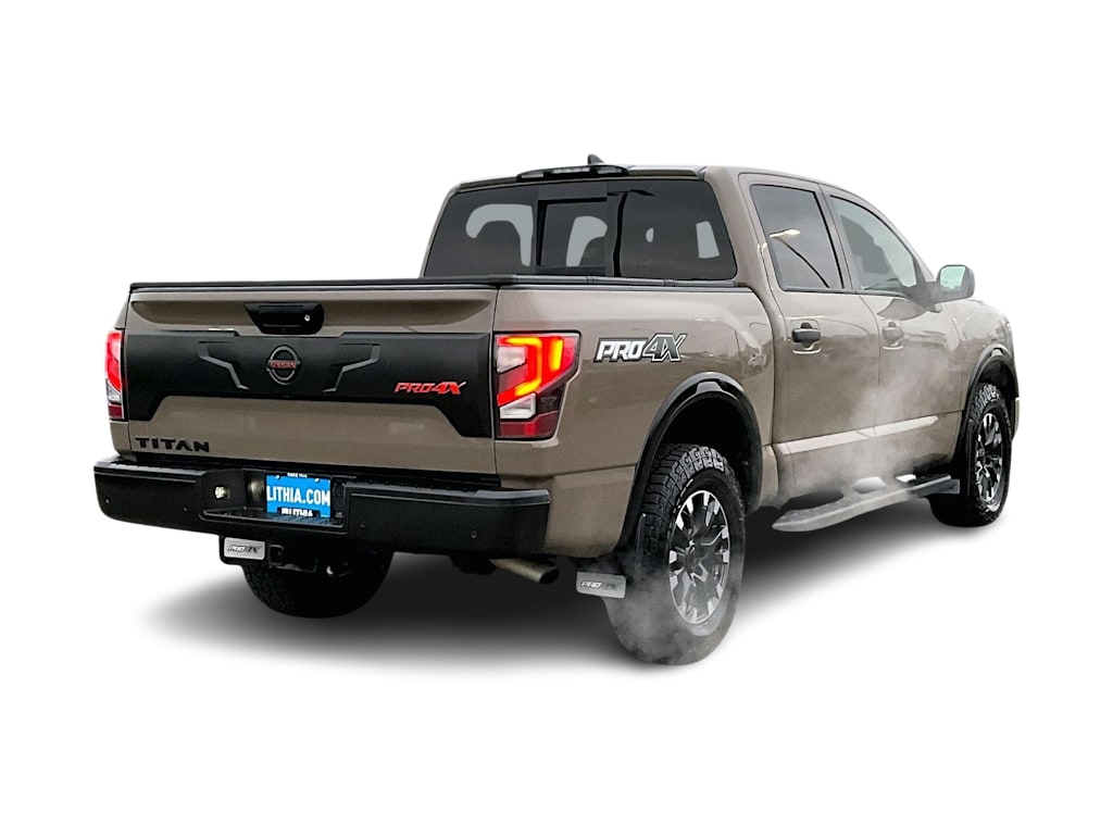 Thumbnail: 2022 Nissan Titan - 23