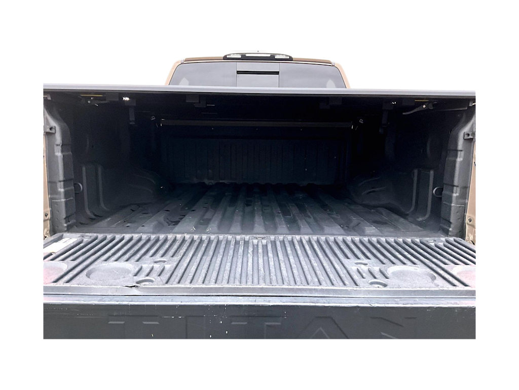 Thumbnail: 2022 Nissan Titan - 19