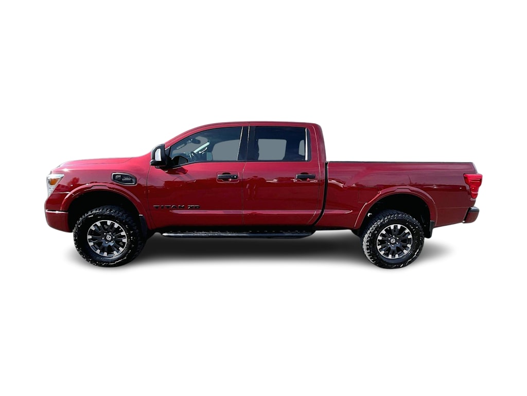 Thumbnail: 2019 Nissan Titan - 3