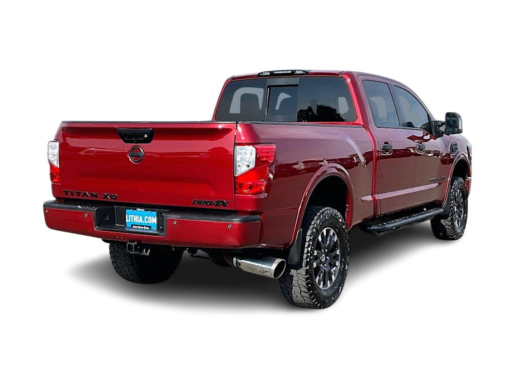 Thumbnail: 2019 Nissan Titan - 22