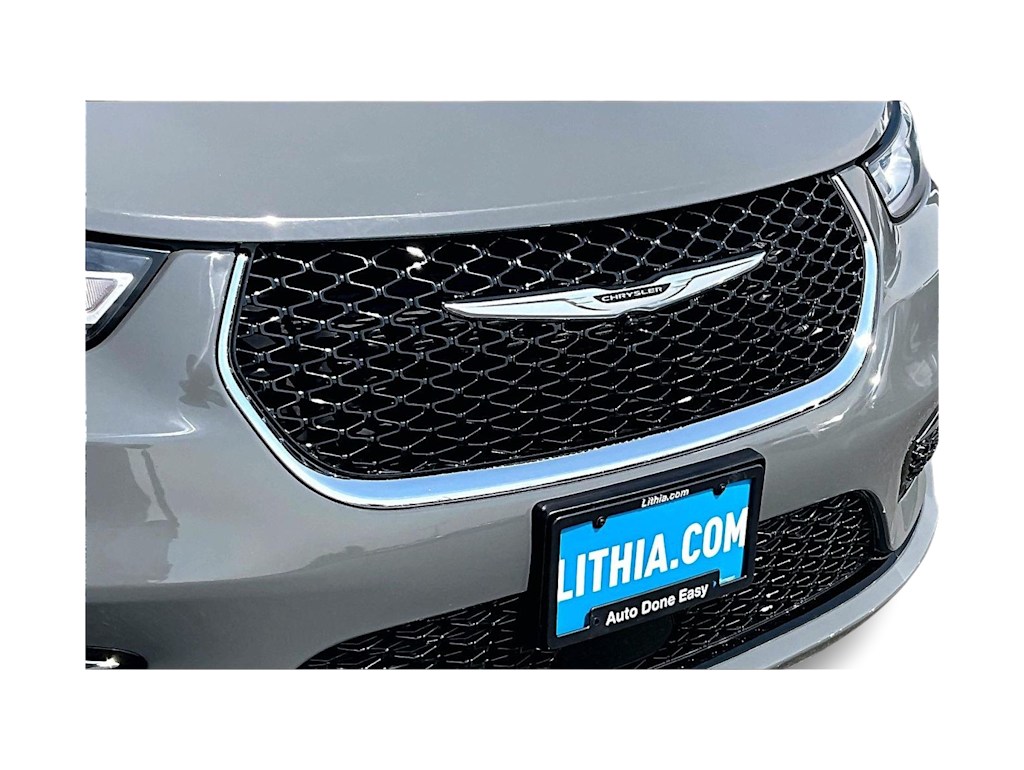 Thumbnail: 2023 Chrysler Pacifica - 35