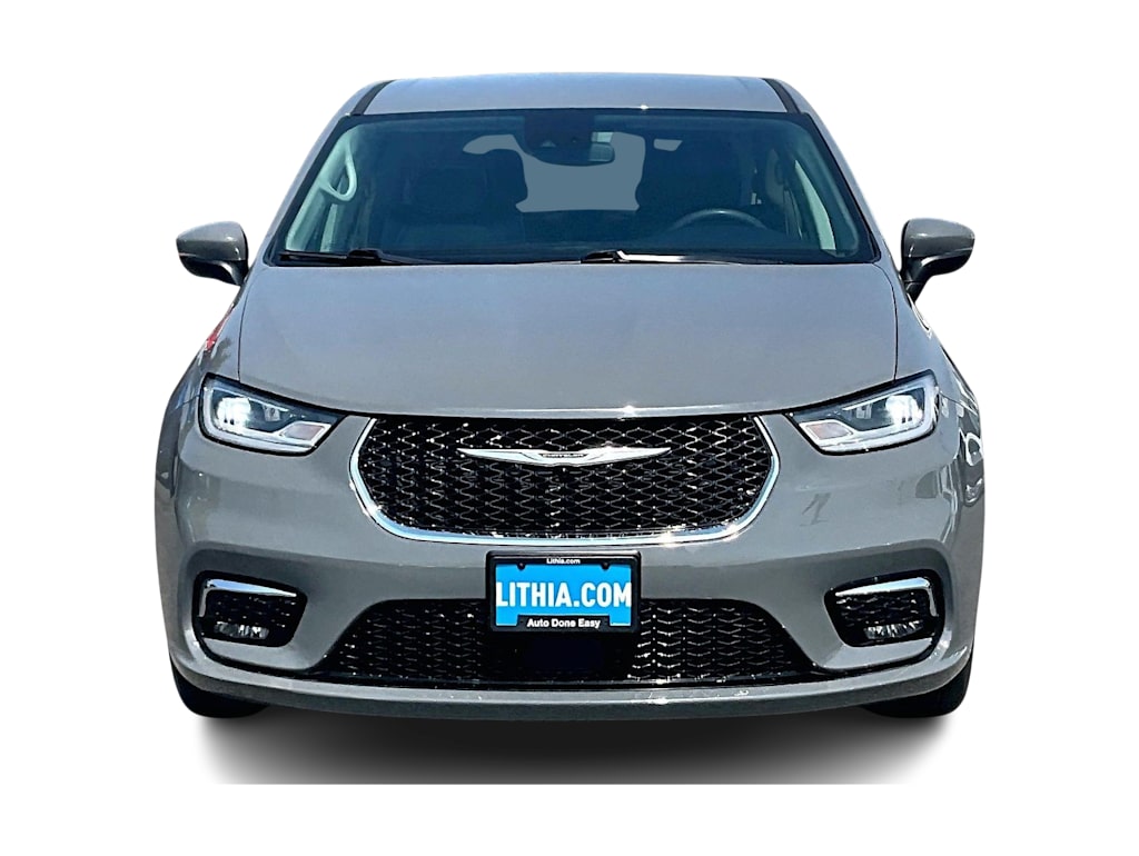 Thumbnail: 2023 Chrysler Pacifica - 6