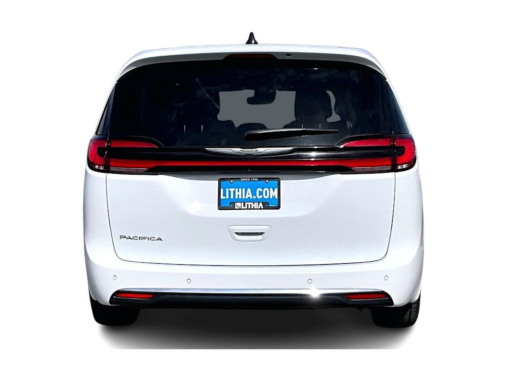 Thumbnail: 2023 Chrysler Pacifica - 5