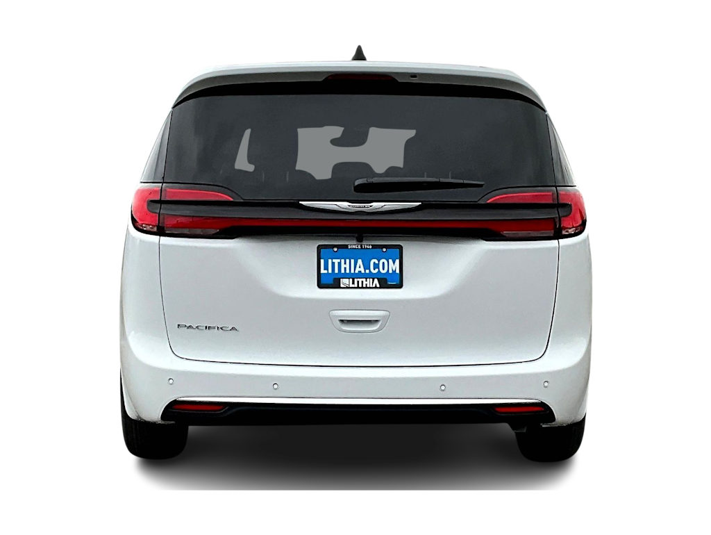 Thumbnail: 2026 Chrysler Pacifica - 5