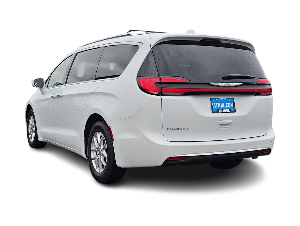 2021 Chrysler Pacifica Touring L 3