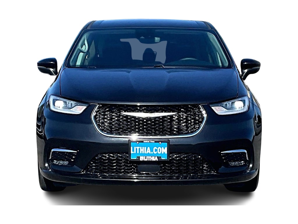 Thumbnail: 2023 Chrysler Pacifica - 4