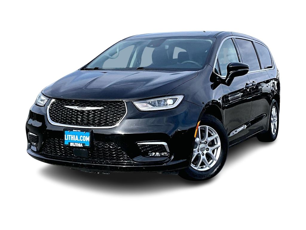 Thumbnail: 2023 Chrysler Pacifica - 5