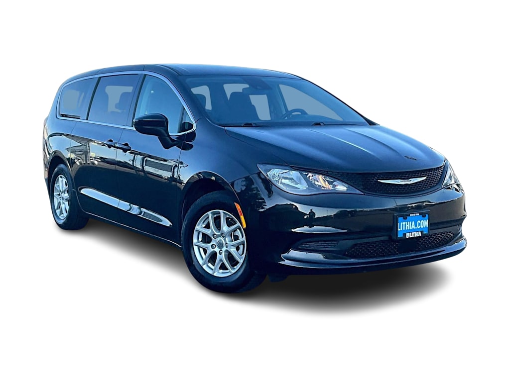 Thumbnail: 2023 Chrysler Voyager - 22