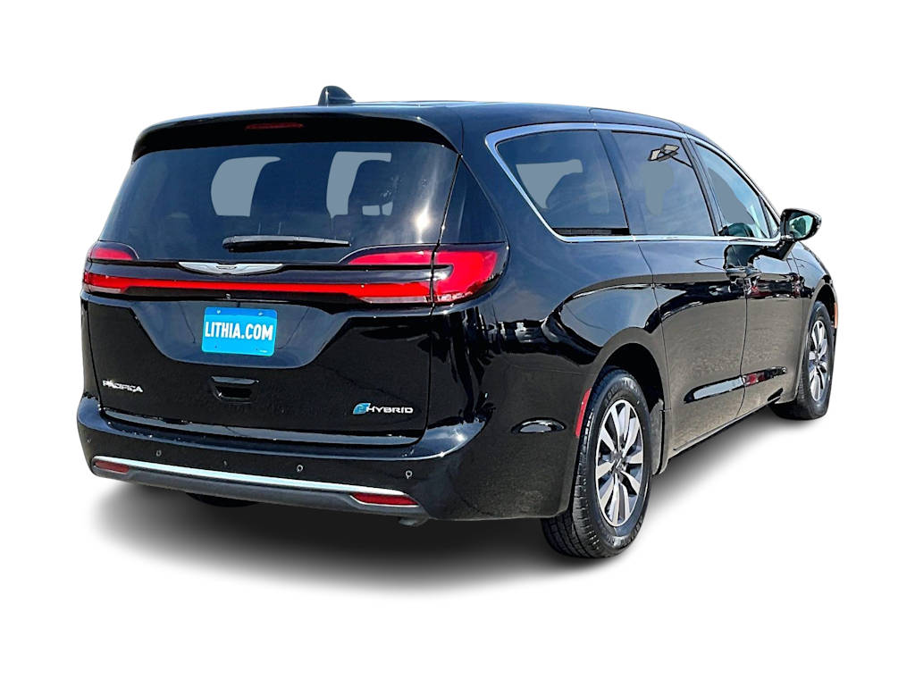 Thumbnail: 2024 Chrysler Pacifica - 23