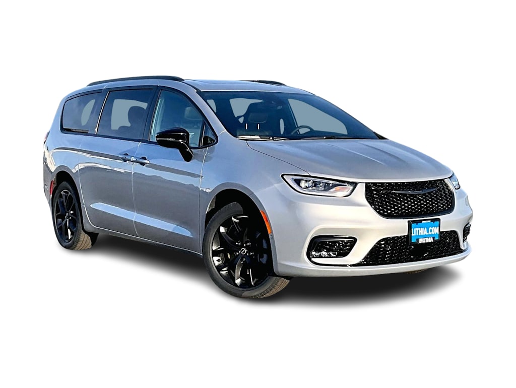 Thumbnail: 2026 Chrysler Pacifica - 22
