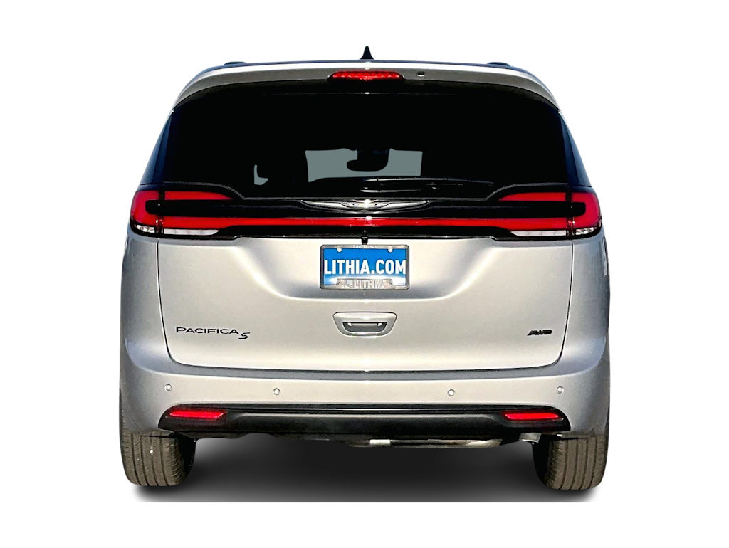 Thumbnail: 2026 Chrysler Pacifica - 5