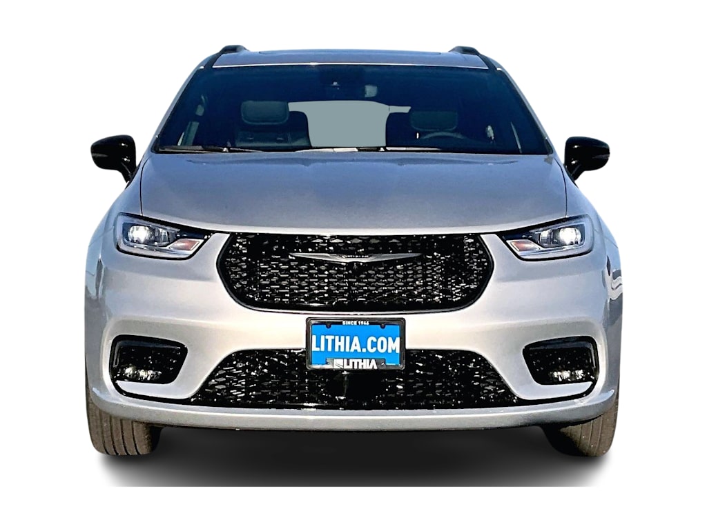 Thumbnail: 2026 Chrysler Pacifica - 6