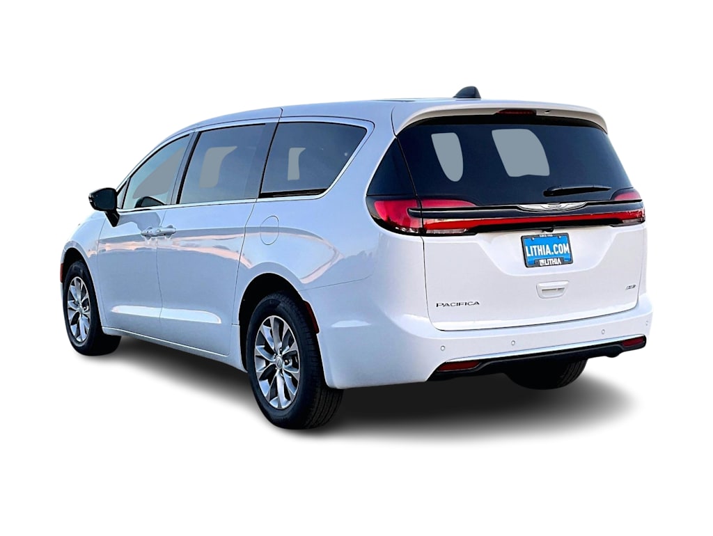 Thumbnail: 2026 Chrysler Pacifica - 4