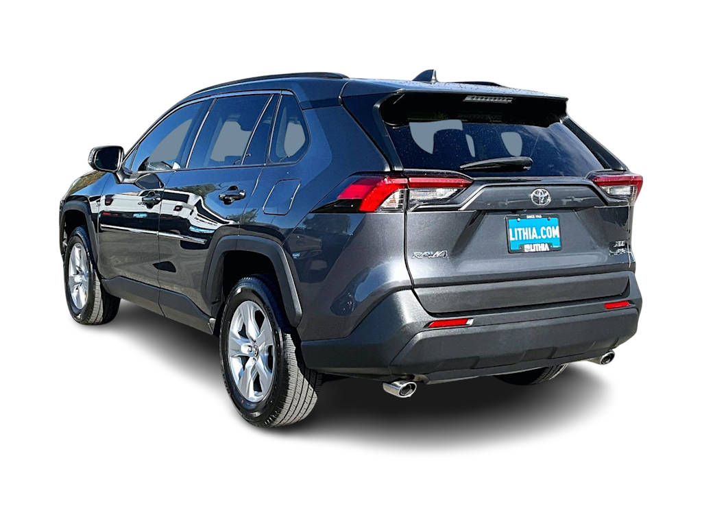Thumbnail: 2019 Toyota RAV4 - 4