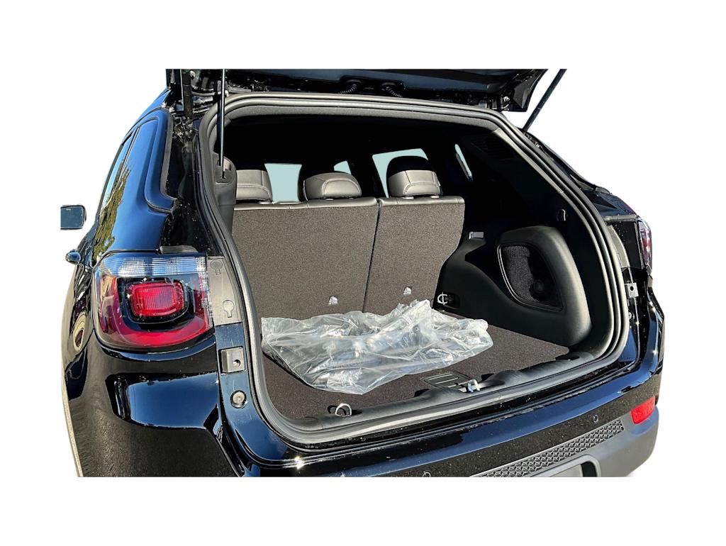 Thumbnail: 2026 Jeep Compass - 18