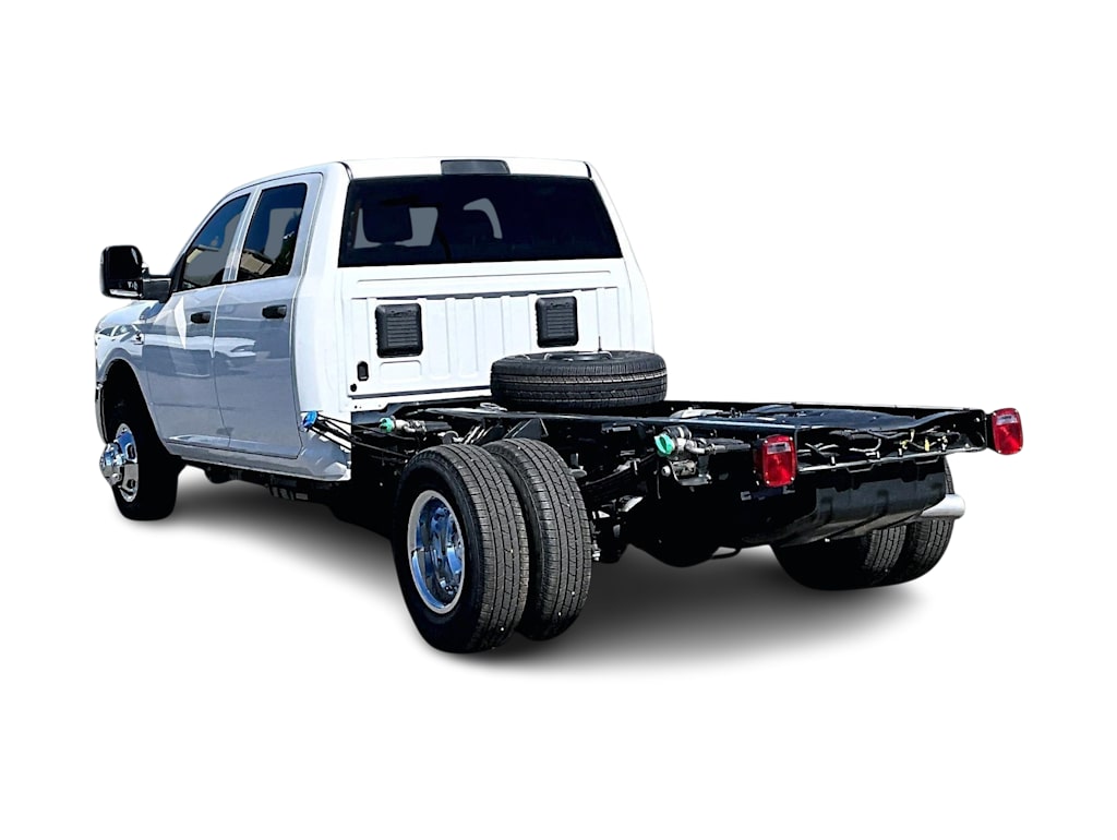 2026 RAM 3500 Chassis Tradesman - Photo 16