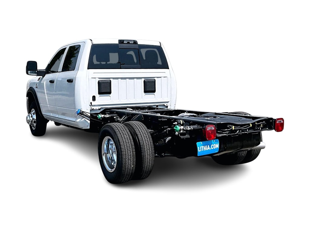 2026 RAM 3500 Chassis Tradesman - Photo 16