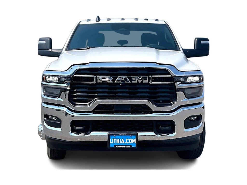2026 RAM 3500 Chassis Tradesman - Photo 17
