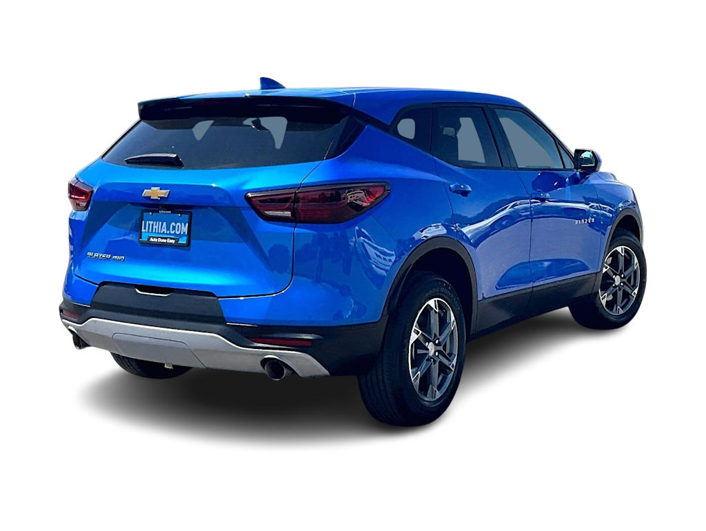 Thumbnail: 2025 Chevrolet Blazer - 24
