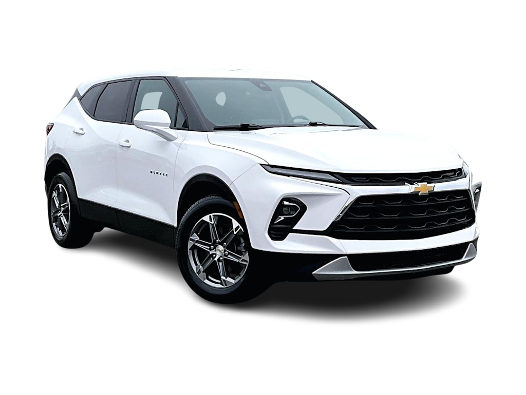 Thumbnail: 2023 Chevrolet Blazer - 21