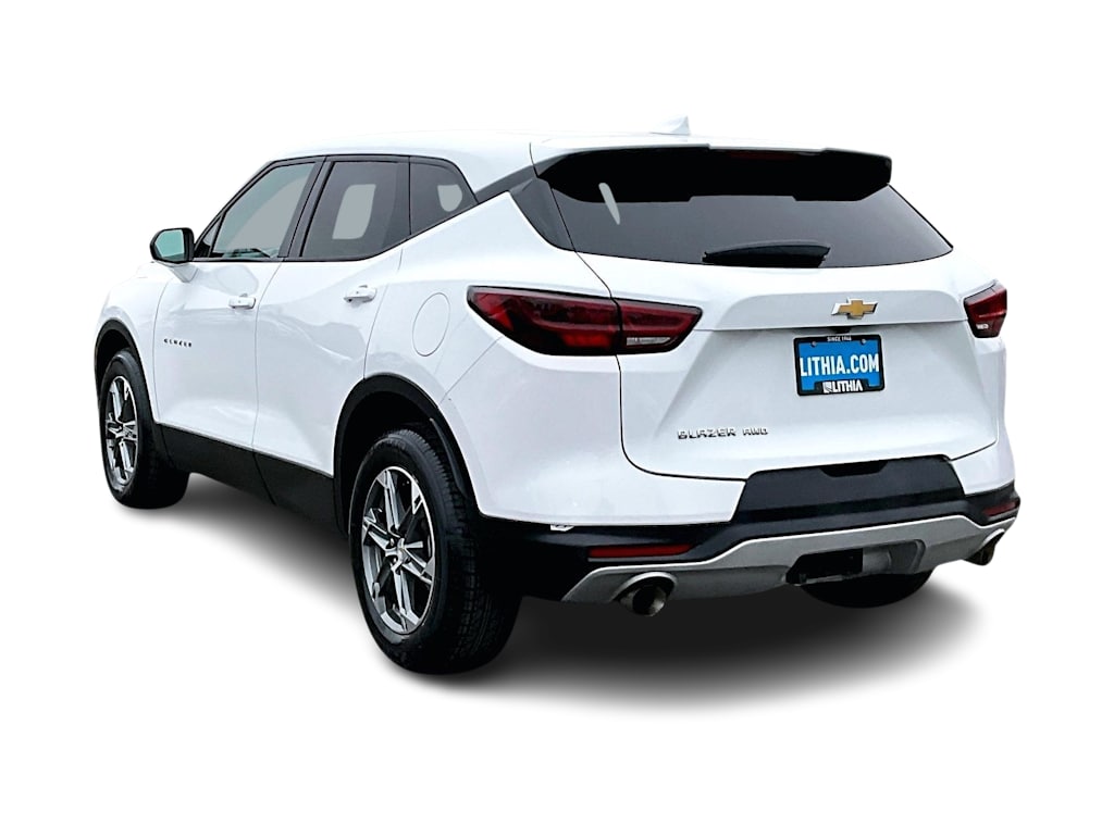 Thumbnail: 2023 Chevrolet Blazer - 4
