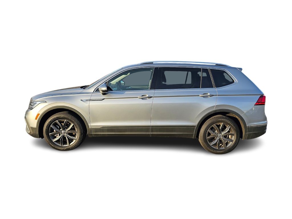 2024 Volkswagen Tiguan SE 3