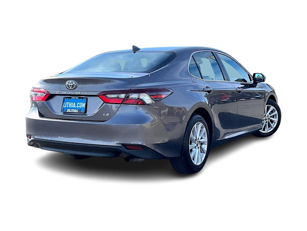 Thumbnail: 2022 Toyota Camry - 23