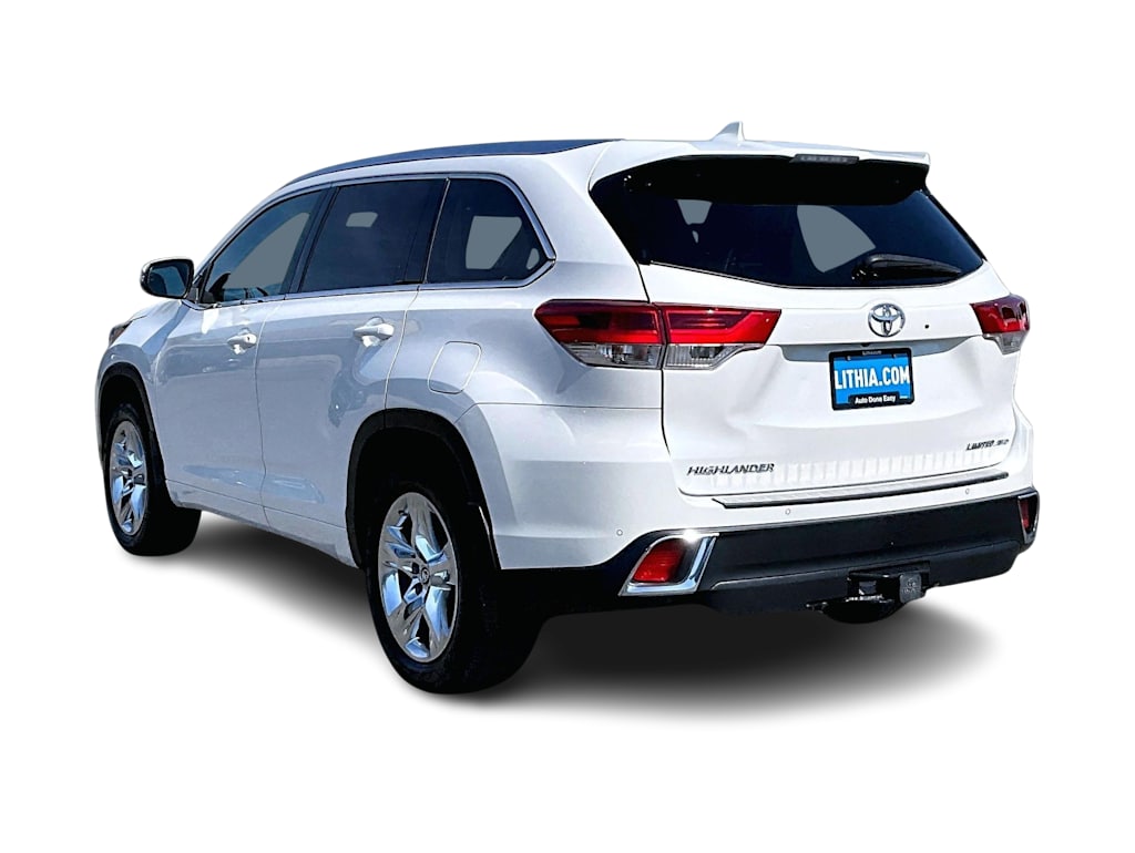 Thumbnail: 2018 Toyota Highlander - 4
