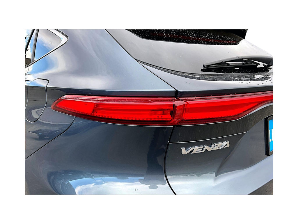 Thumbnail: 2024 Toyota Venza - 31