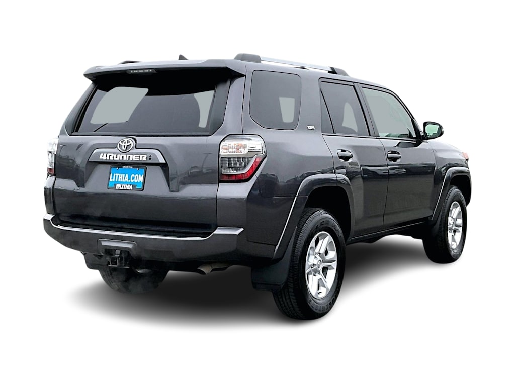 Thumbnail: 2022 Toyota 4Runner - 23