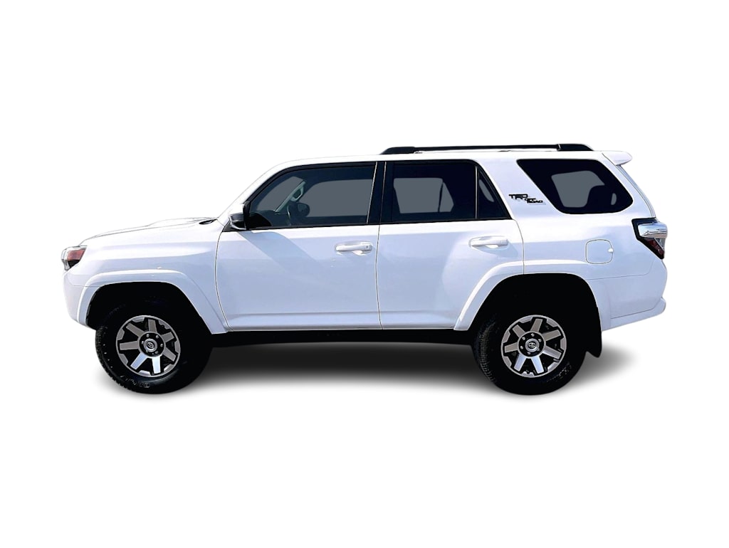 Thumbnail: 2021 Toyota 4Runner - 3