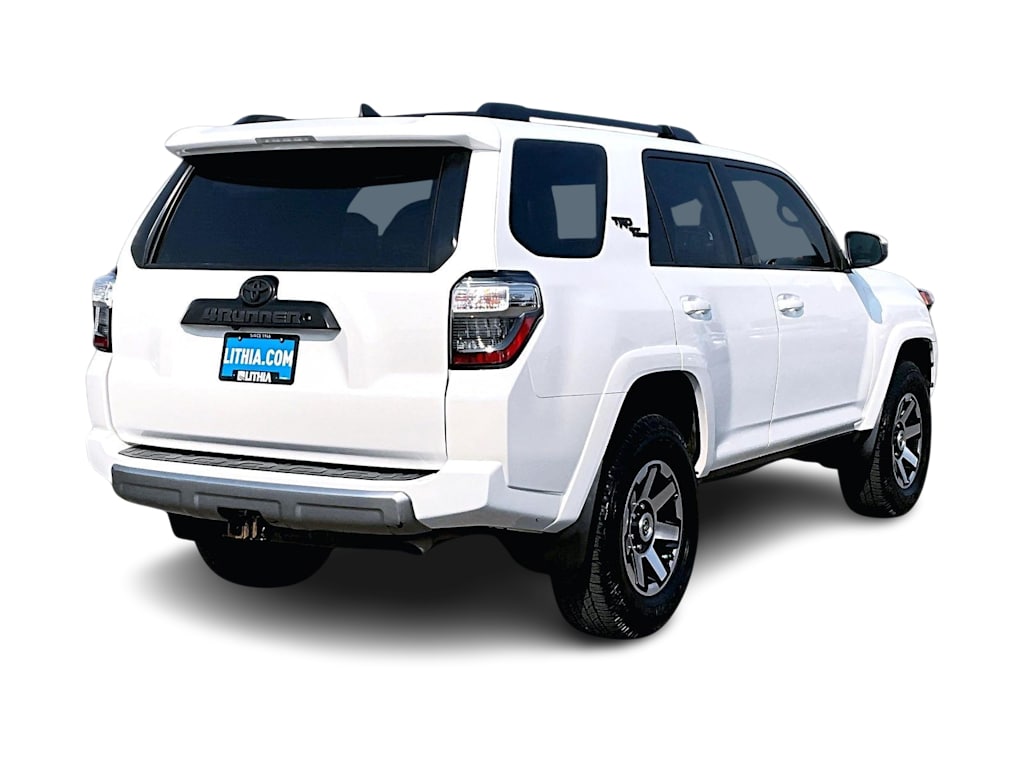 Thumbnail: 2021 Toyota 4Runner - 22