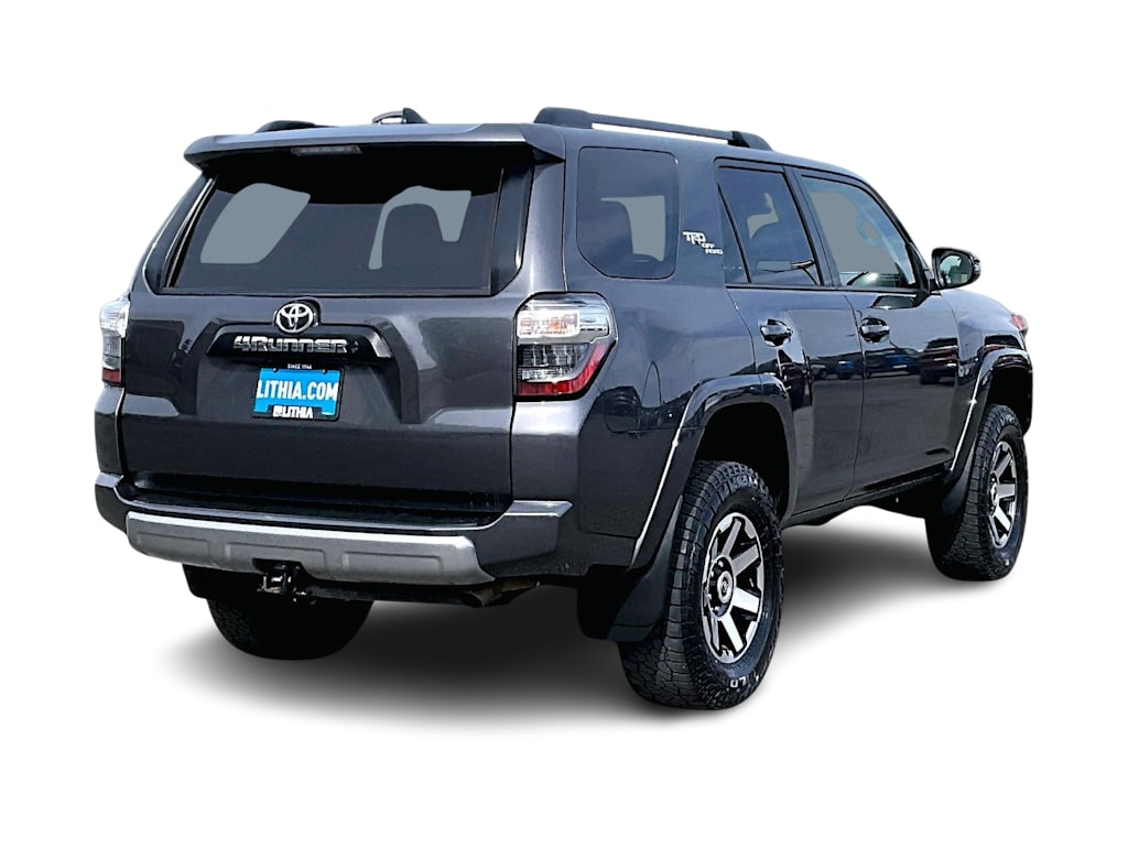 Thumbnail: 2022 Toyota 4Runner - 22