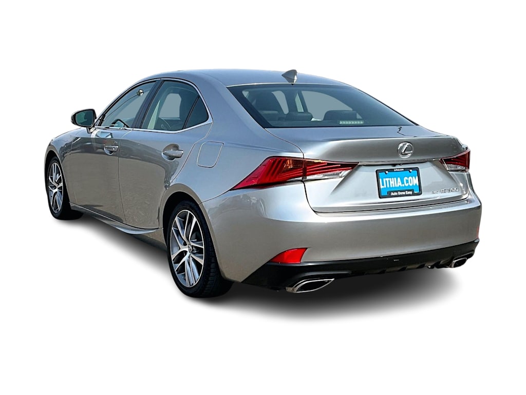Thumbnail: 2018 Lexus IS - 4