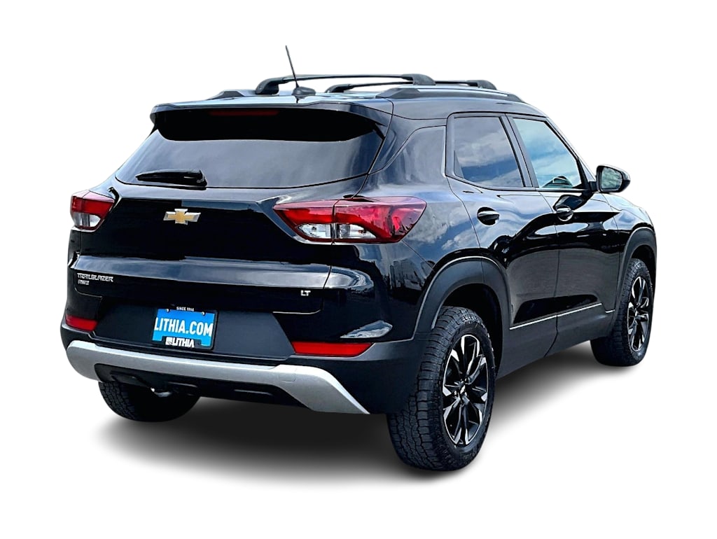 Thumbnail: 2023 Chevrolet TrailBlazer - 21