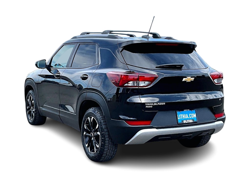 Thumbnail: 2023 Chevrolet TrailBlazer - 3