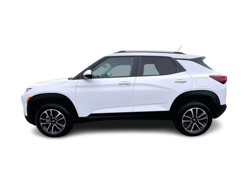 Thumbnail: 2025 Chevrolet TrailBlazer - 3