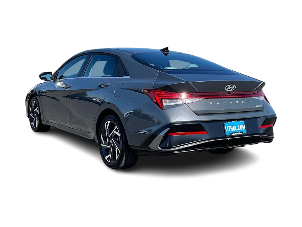 Thumbnail: 2025 Hyundai Elantra - 4