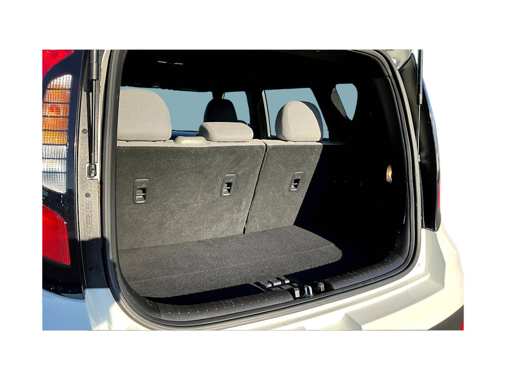 Thumbnail: 2019 Kia Soul - 18