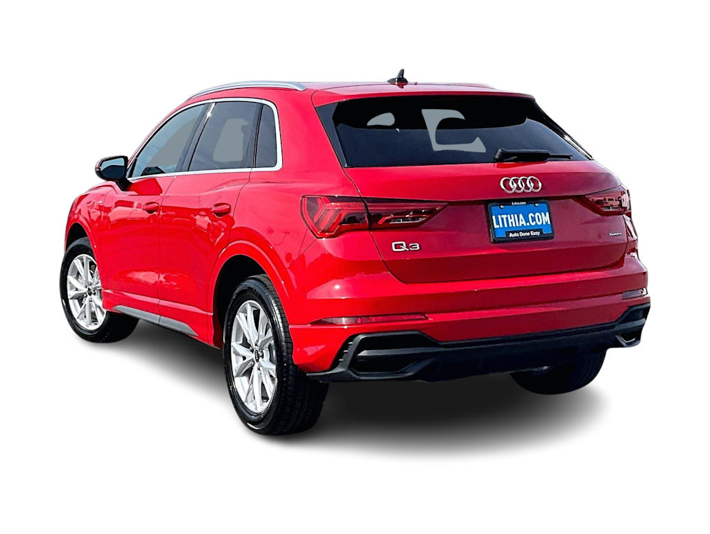 Thumbnail: 2025 Audi Q3 - 4