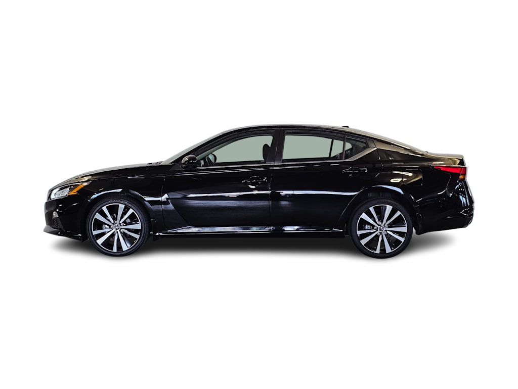 Thumbnail: 2022 Nissan Altima - 3