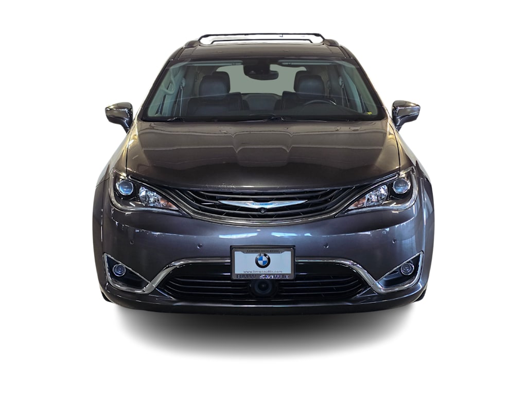 Thumbnail: 2017 Chrysler Pacifica - 6