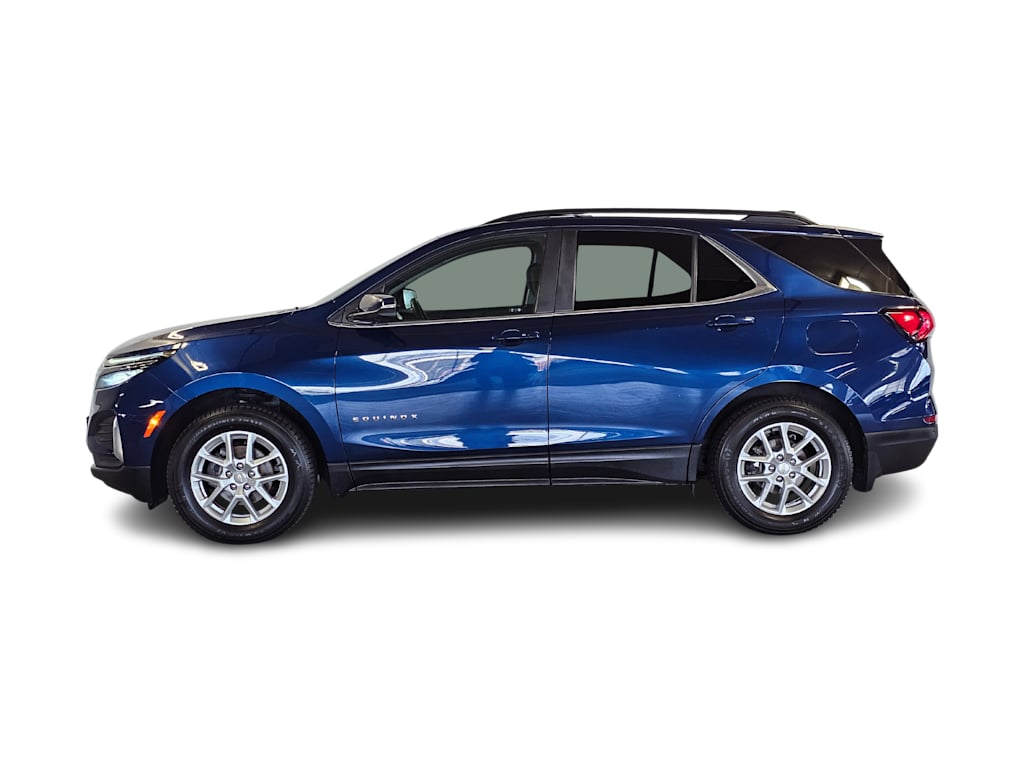 Thumbnail: 2023 Chevrolet Equinox - 3