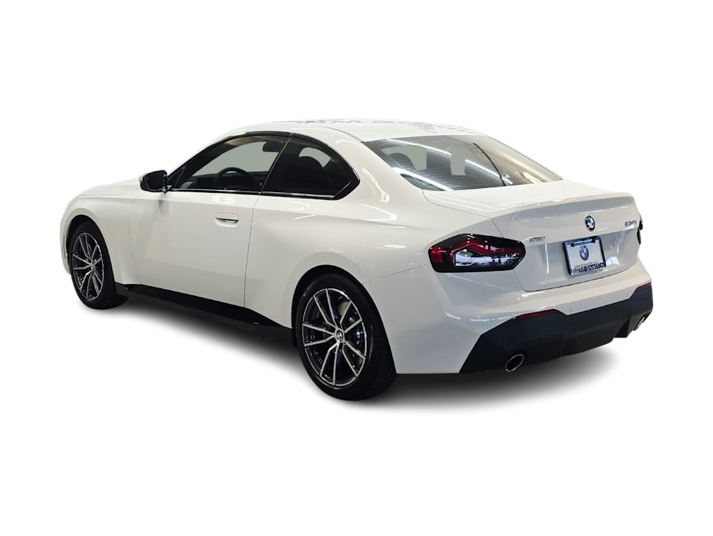Thumbnail: 2023 BMW 2 Series - 4