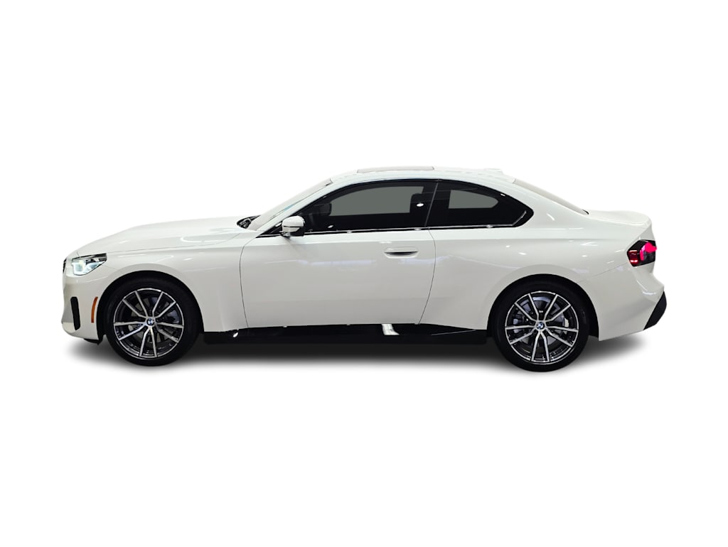 Thumbnail: 2023 BMW 2 Series - 3