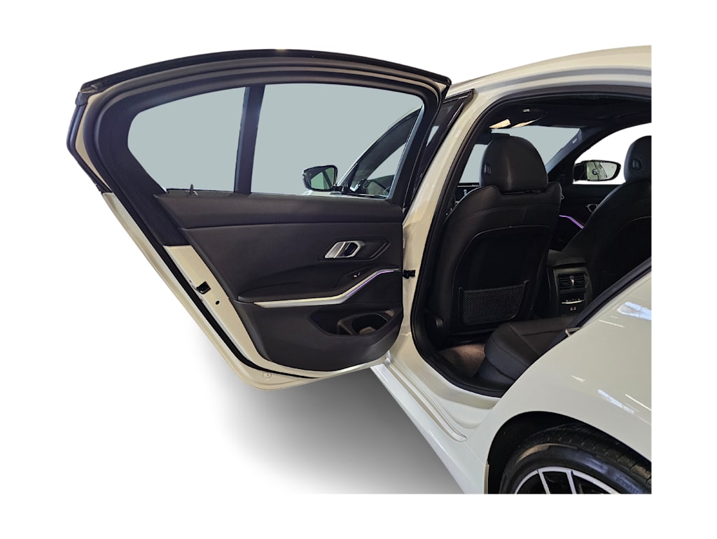 Thumbnail: 2021 BMW 3 Series - 30